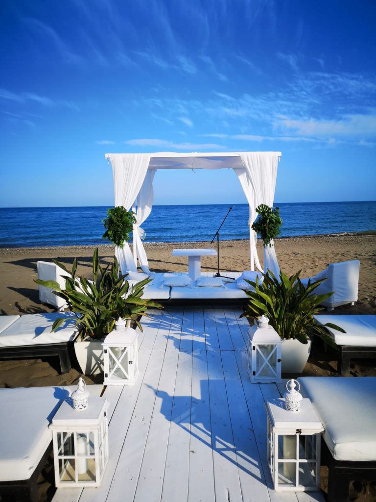 beach wedding in Marbella